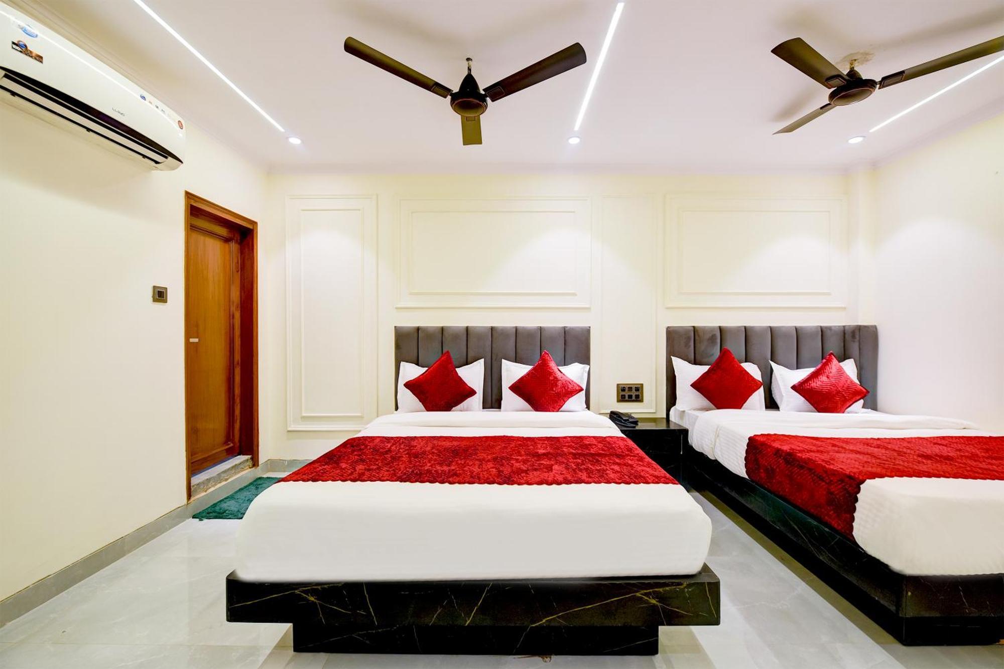 Hotel Surya Plaza New Delhi Eksteriør bilde