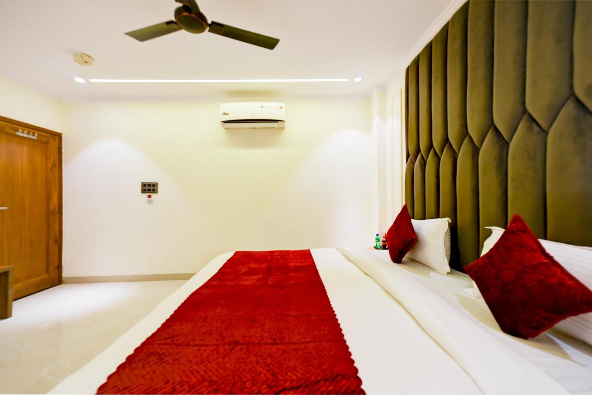 Hotel Surya Plaza New Delhi Eksteriør bilde